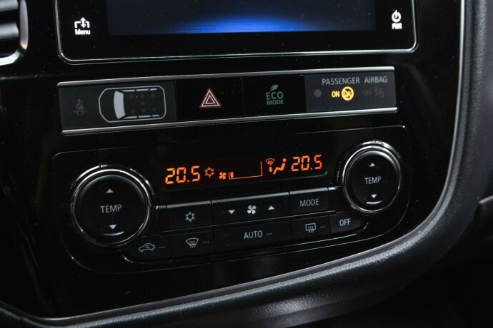 mitsubishi-outlander-elektrisitetbensin-2019-big-17