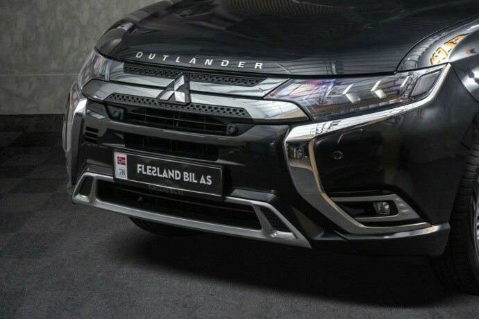 mitsubishi-outlander-elektrisitetbensin-2019-big-2
