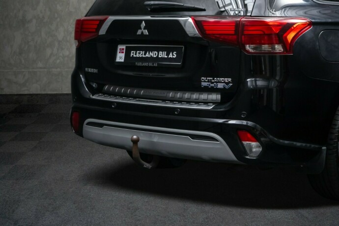 mitsubishi-outlander-elektrisitetbensin-2019-big-8