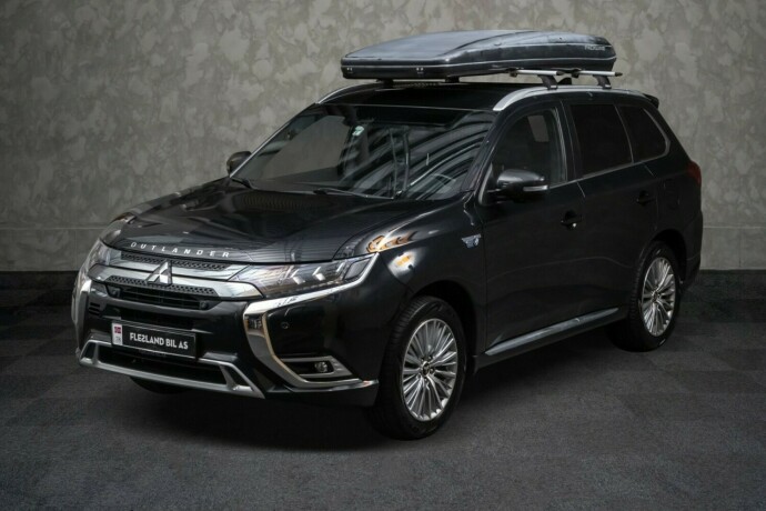 mitsubishi-outlander-elektrisitetbensin-2019-big-1