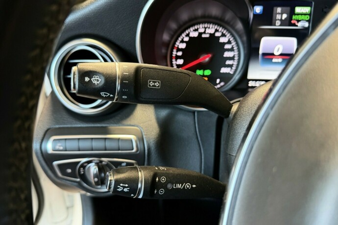 mercedes-benz-c-klasse-elektrisitetbensin-2018-big-14