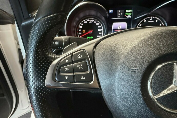 mercedes-benz-c-klasse-elektrisitetbensin-2018-big-16