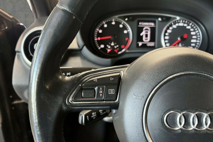 audi-a1-bensin-2012-big-12