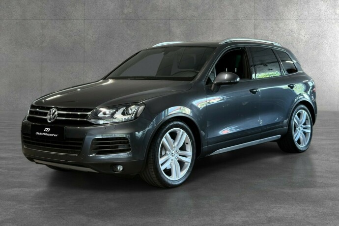 volkswagen-touareg-diesel-2012-big-2