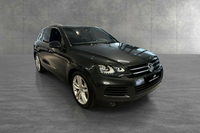 volkswagen-touareg-diesel-2012-big-7