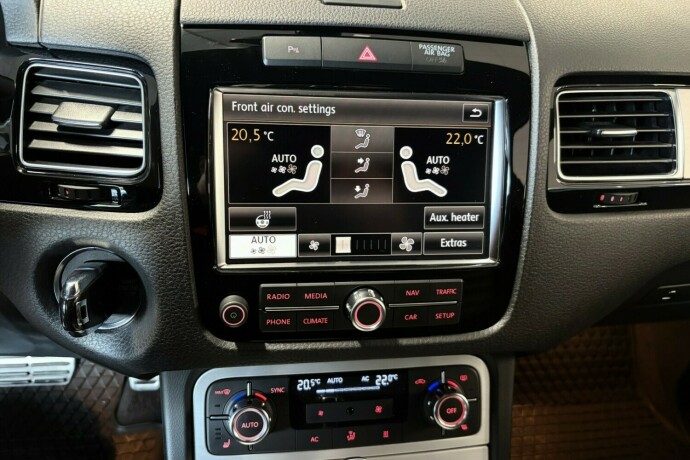 volkswagen-touareg-diesel-2012-big-12