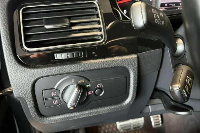 volkswagen-touareg-diesel-2012-big-18