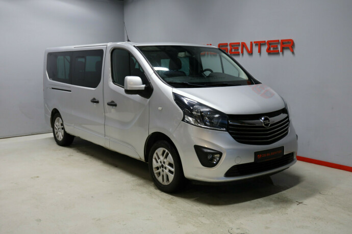 opel-vivaro-diesel-2017-big-0