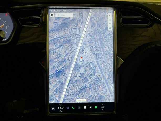 tesla-model-x-elektrisitet-2017-big-17
