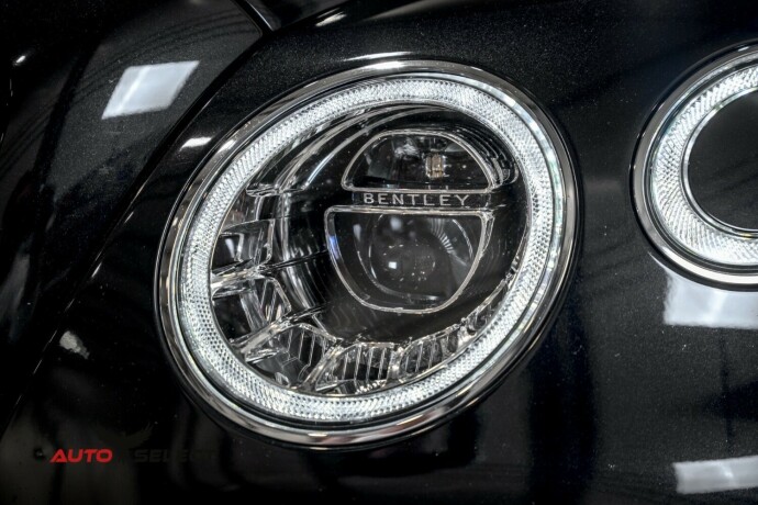 bentley-bentayga-bensin-2018-big-8