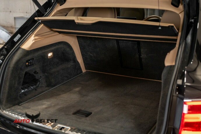 bentley-bentayga-bensin-2018-big-14