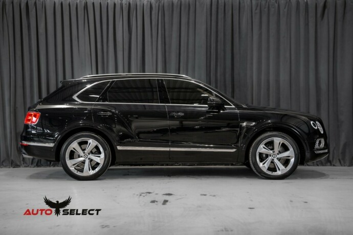 bentley-bentayga-bensin-2018-big-19