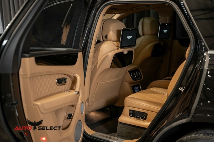 bentley-bentayga-bensin-2018-big-60
