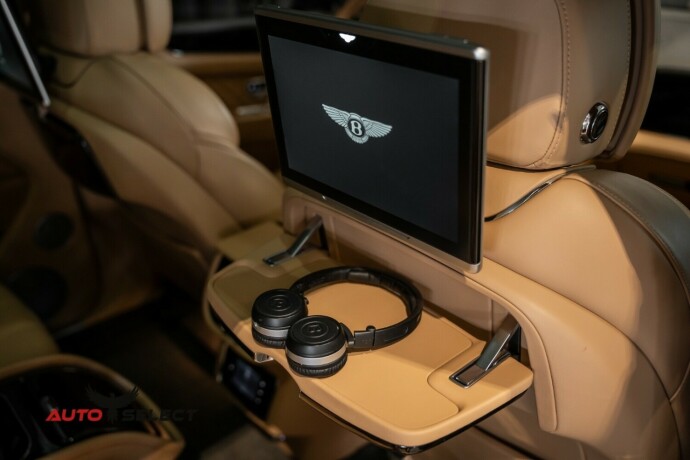 bentley-bentayga-bensin-2018-big-82