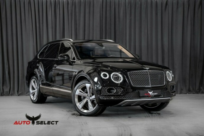 bentley-bentayga-bensin-2018-big-0