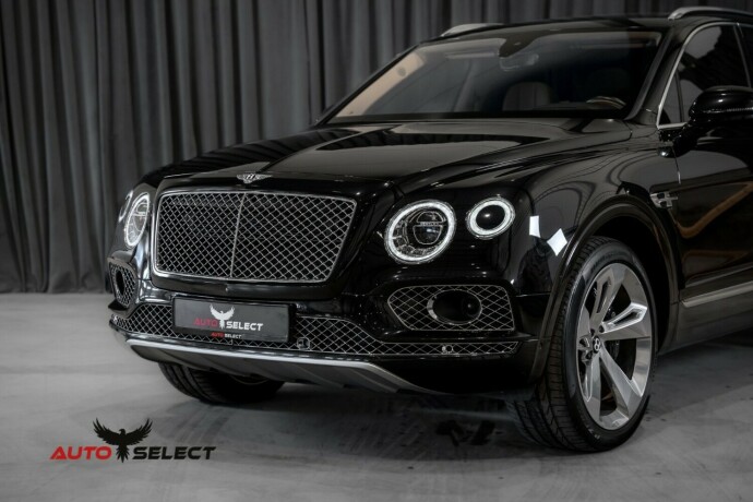 bentley-bentayga-bensin-2018-big-7