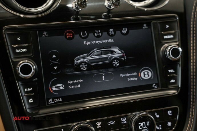 bentley-bentayga-bensin-2018-big-46