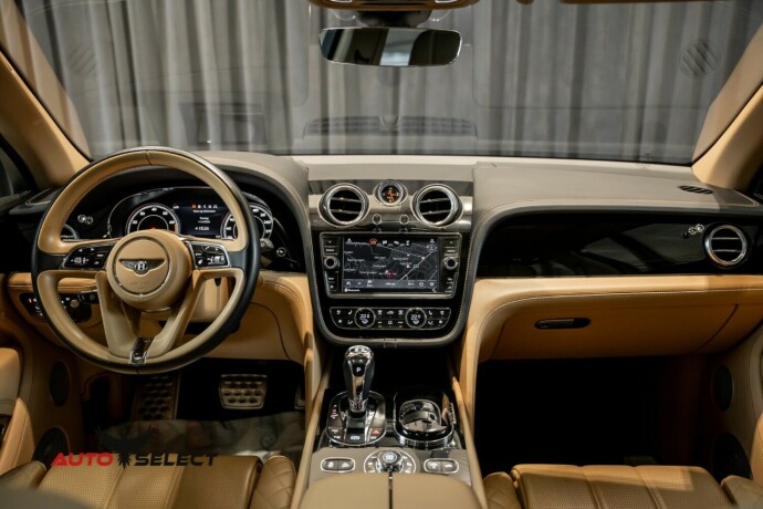 bentley-bentayga-bensin-2018-big-29