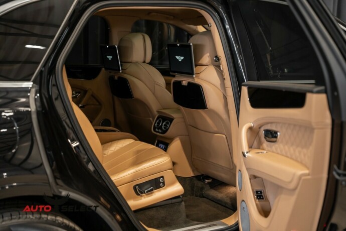 bentley-bentayga-bensin-2018-big-77