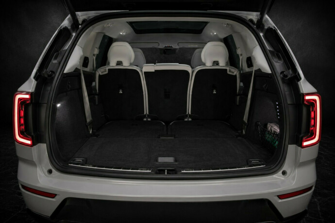 volvo-ex90-elektrisitet-2025-big-27