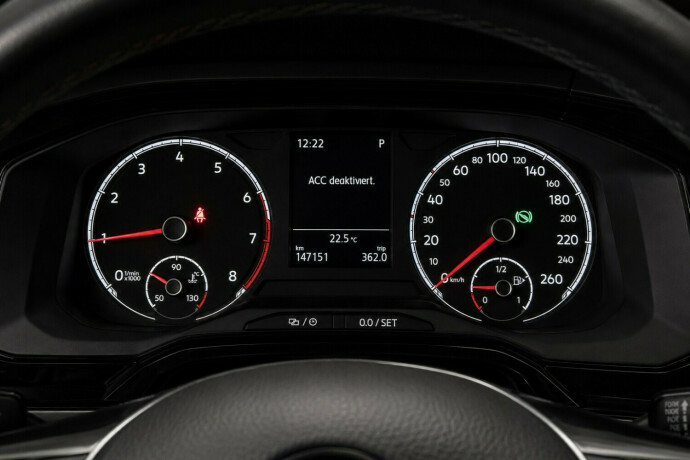 volkswagen-polo-bensin-2019-big-16
