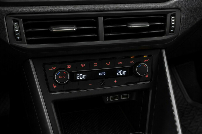 volkswagen-polo-bensin-2019-big-13