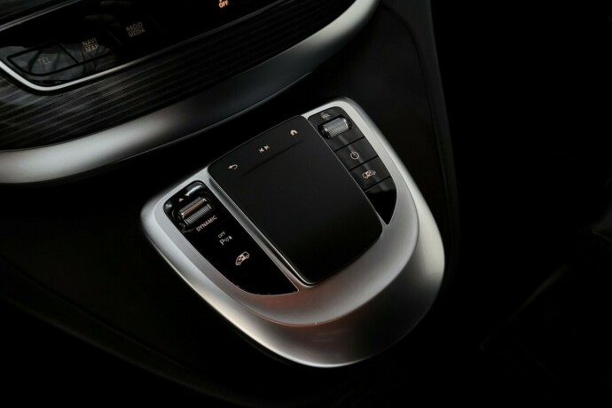 mercedes-benz-eqv-elektrisitet-2022-big-30