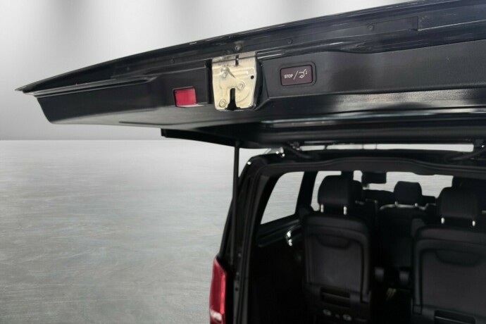 mercedes-benz-eqv-elektrisitet-2022-big-38