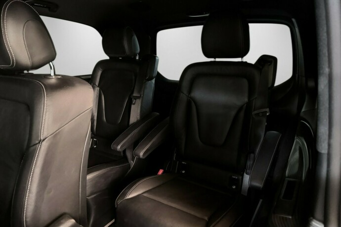 mercedes-benz-eqv-elektrisitet-2022-big-35