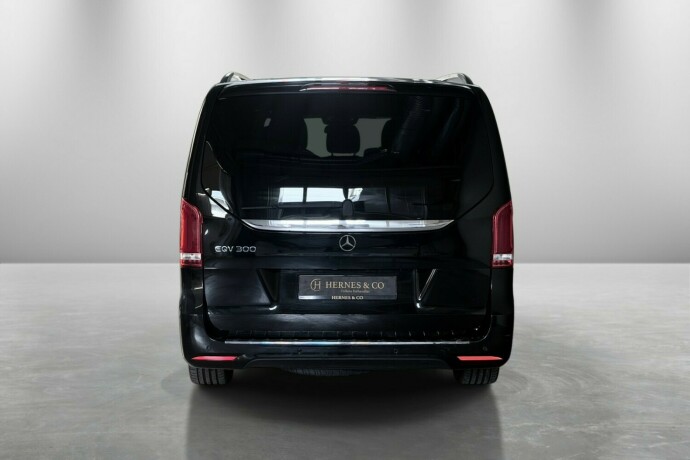 mercedes-benz-eqv-elektrisitet-2022-big-7