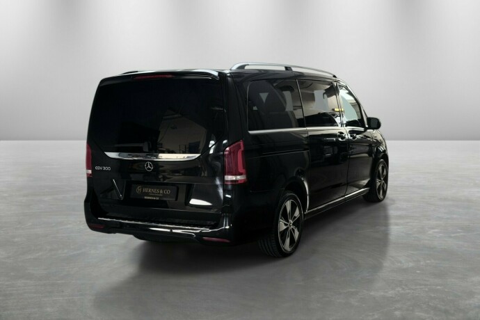 mercedes-benz-eqv-elektrisitet-2022-big-5