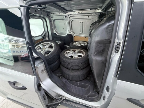 ford-transit-connect-diesel-2015-big-25