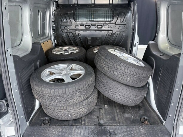 ford-transit-connect-diesel-2015-big-29