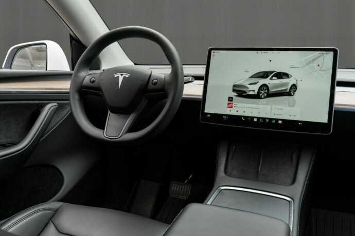 tesla-model-y-elektrisitet-2024-big-40