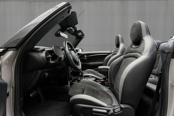 mini-john-cooper-works-bensin-2024-big-46