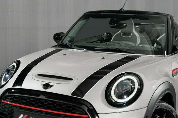 mini-john-cooper-works-bensin-2024-big-10