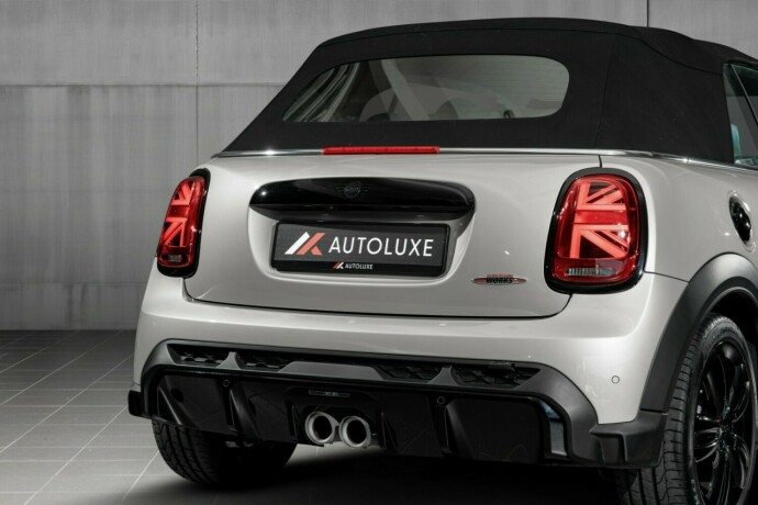 mini-john-cooper-works-bensin-2024-big-13