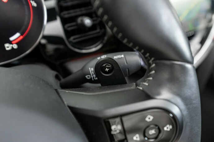 mini-john-cooper-works-bensin-2024-big-29
