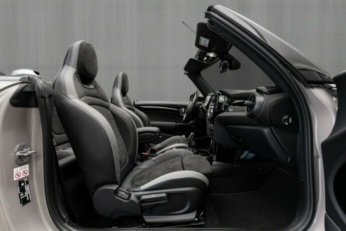 mini-john-cooper-works-bensin-2024-big-53