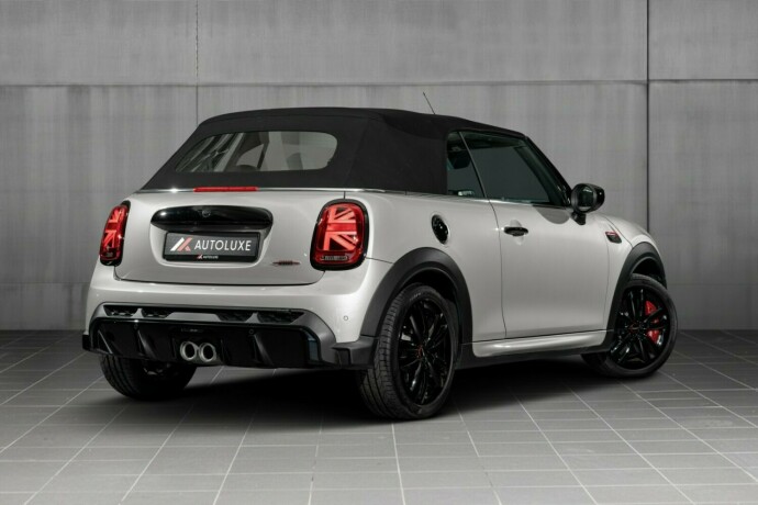 mini-john-cooper-works-bensin-2024-big-3
