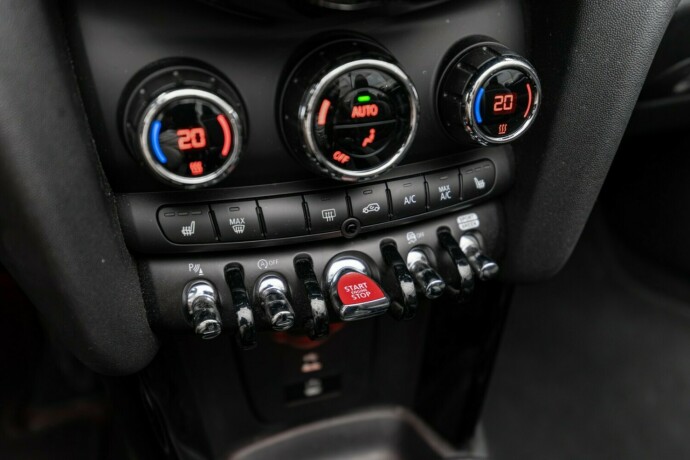 mini-john-cooper-works-bensin-2024-big-35