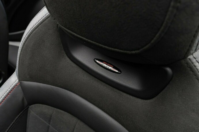 mini-john-cooper-works-bensin-2024-big-48