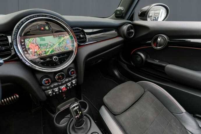 mini-john-cooper-works-bensin-2024-big-33