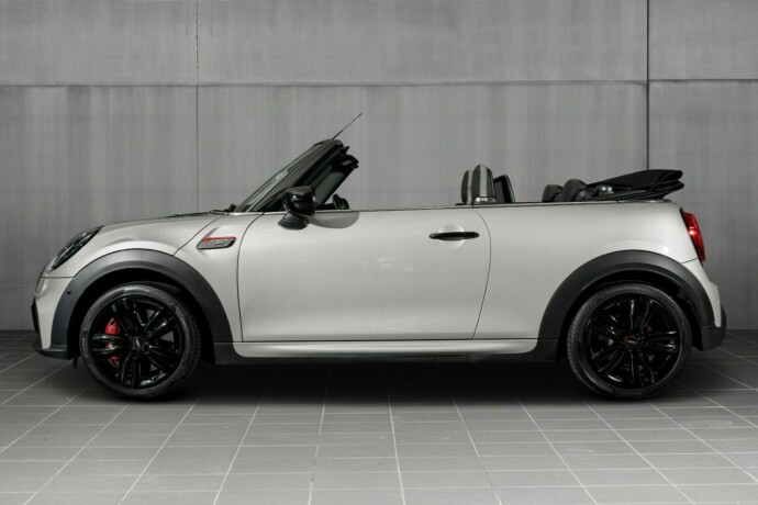 mini-john-cooper-works-bensin-2024-big-4