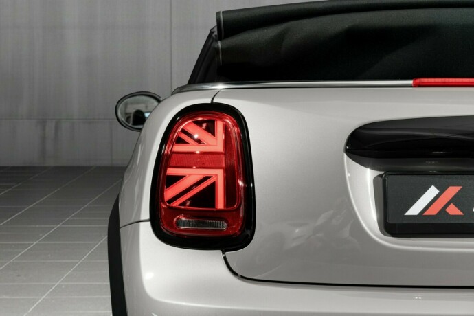 mini-john-cooper-works-bensin-2024-big-19