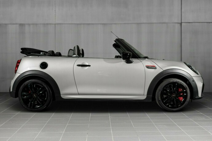 mini-john-cooper-works-bensin-2024-big-6