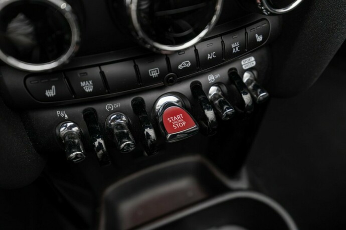 mini-john-cooper-works-bensin-2024-big-42