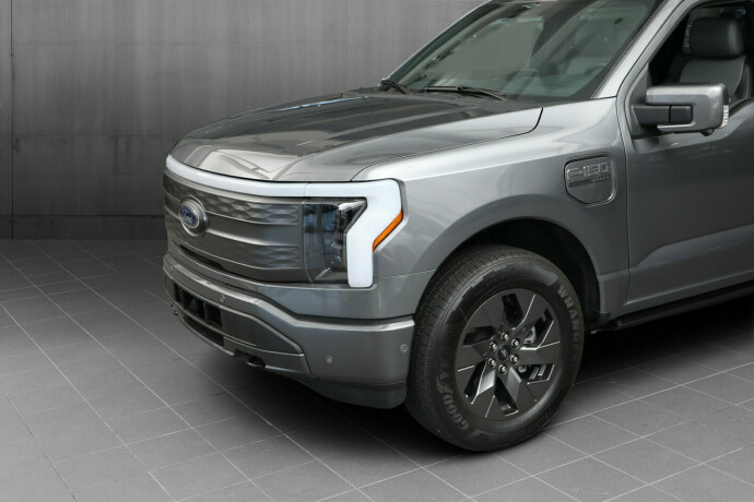 ford-f-150-elektrisitet-2023-big-32