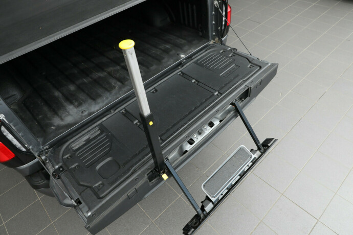 ford-f-150-elektrisitet-2023-big-43