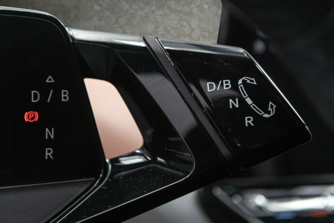 volkswagen-id4-elektrisitet-2021-big-18